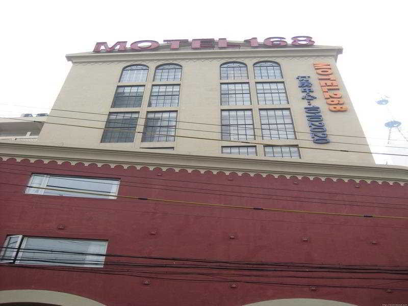 Motel Shanghai Sinan Road Esterno foto